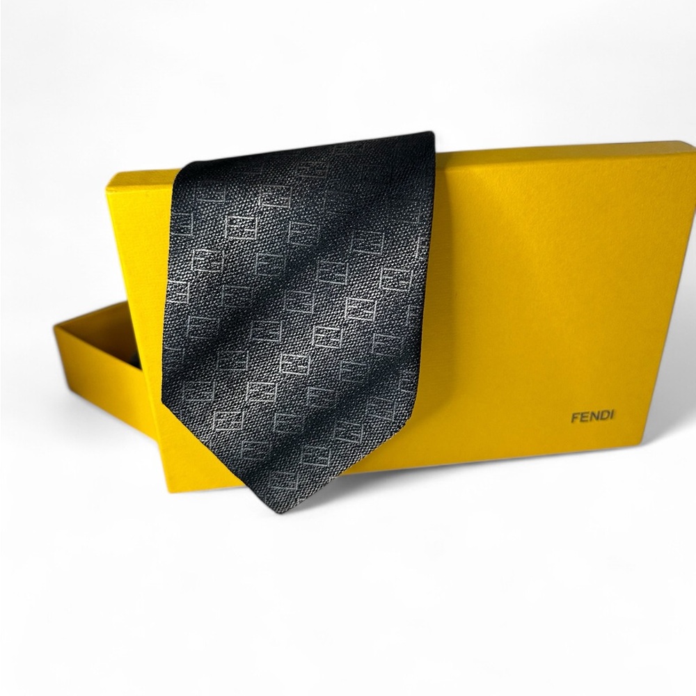 Authentic Fendi Italy Silk Dress Neck Tie Mens Designer With Box